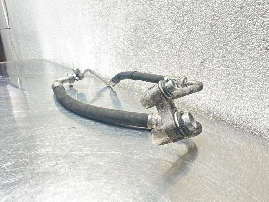 Air conditioning (A/C) pipe/hose 13220107