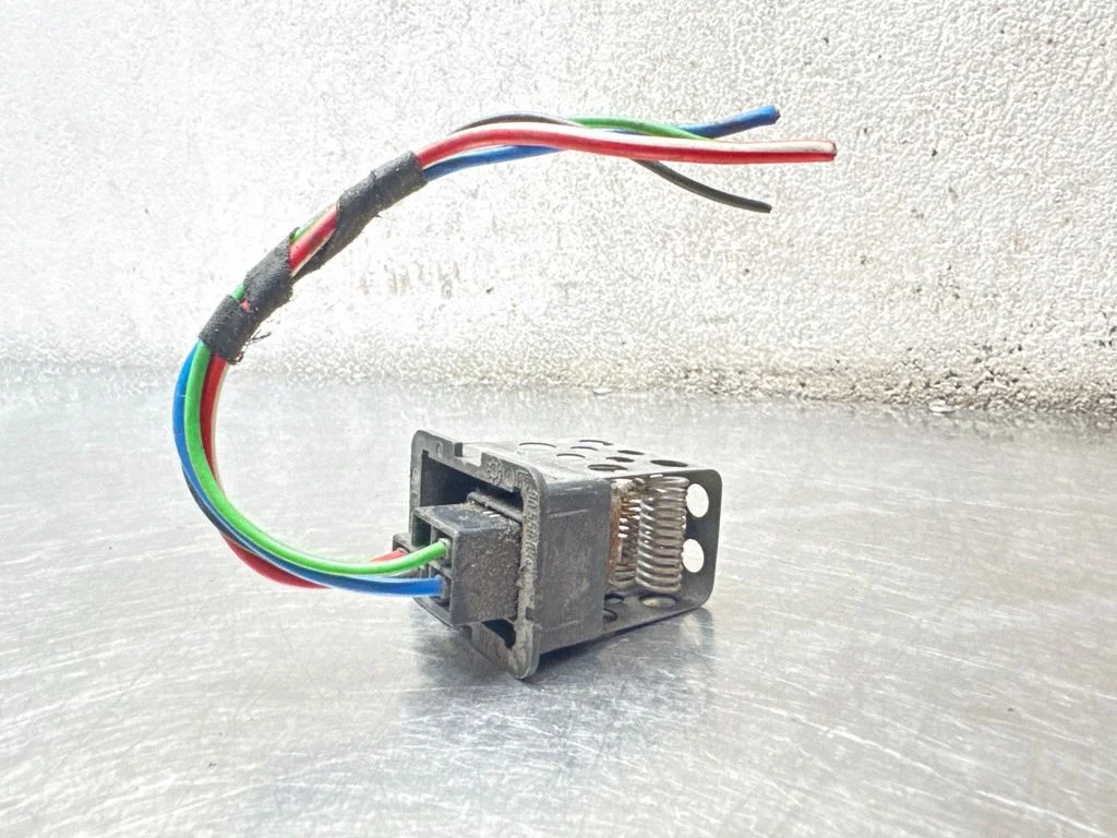 Heater blower motor/fan resistor 90559834