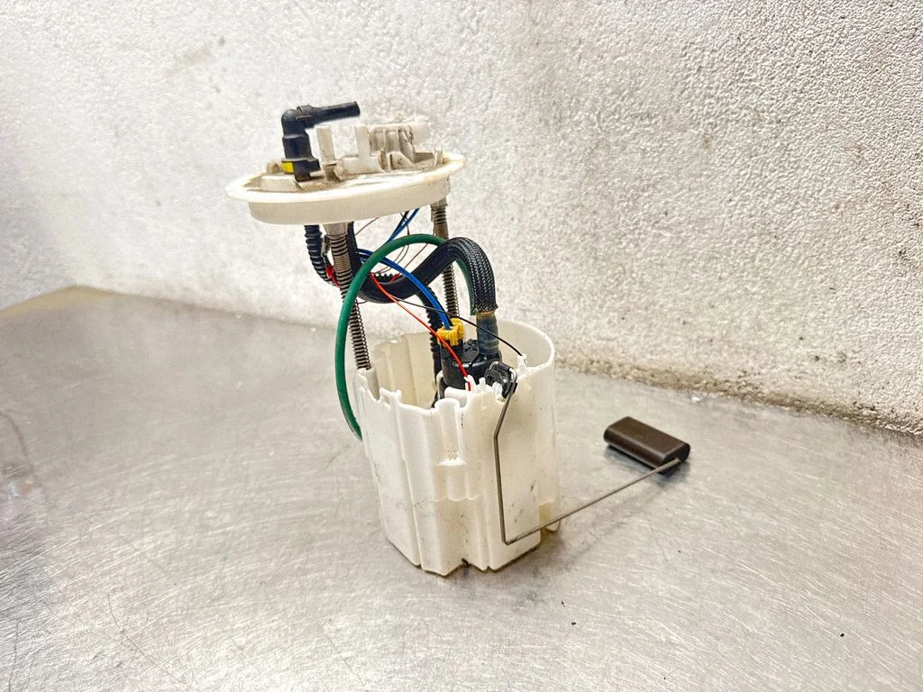 In-tank fuel pump 13577226