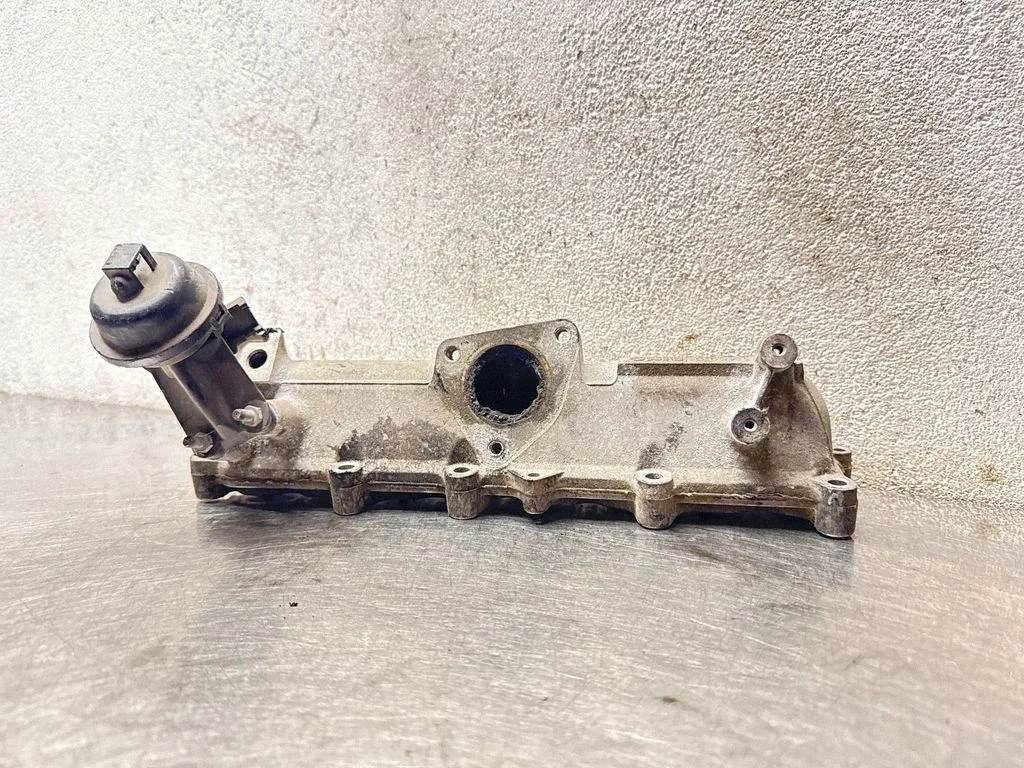 Intake manifold – Opel Astra H (2004-2012)