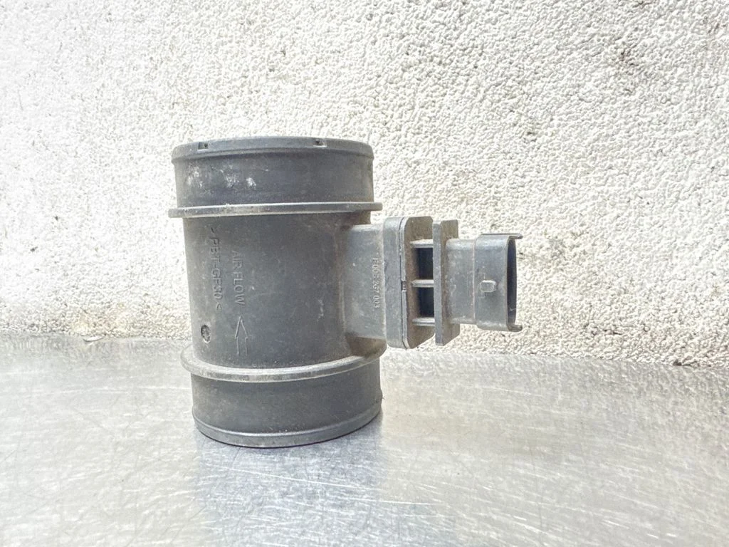 Mass air flow meter 0281002618