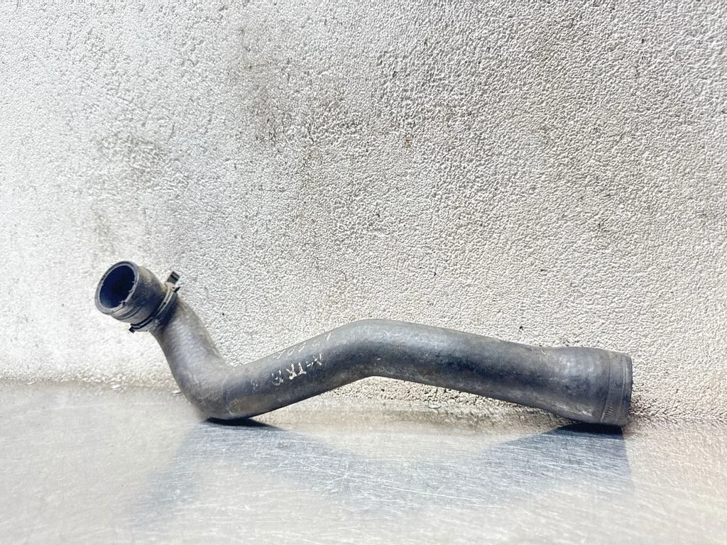 Intercooler hose/pipe 90570682