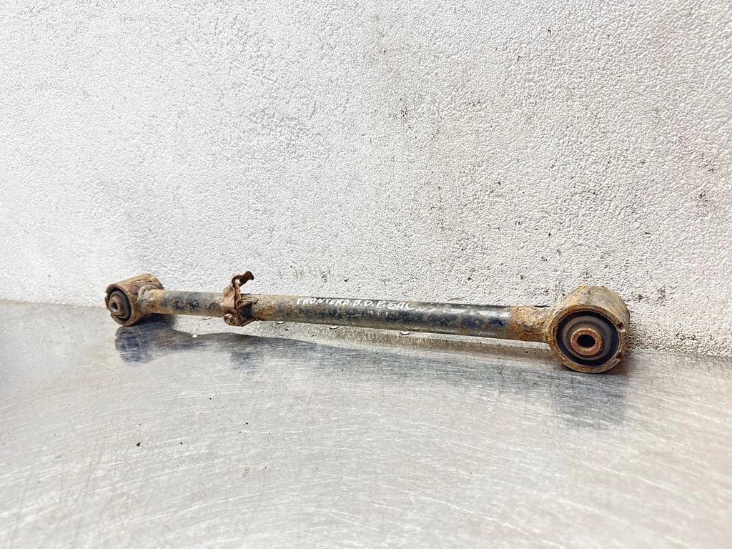 Rear control arm – Opel Frontera B (1998-2004)