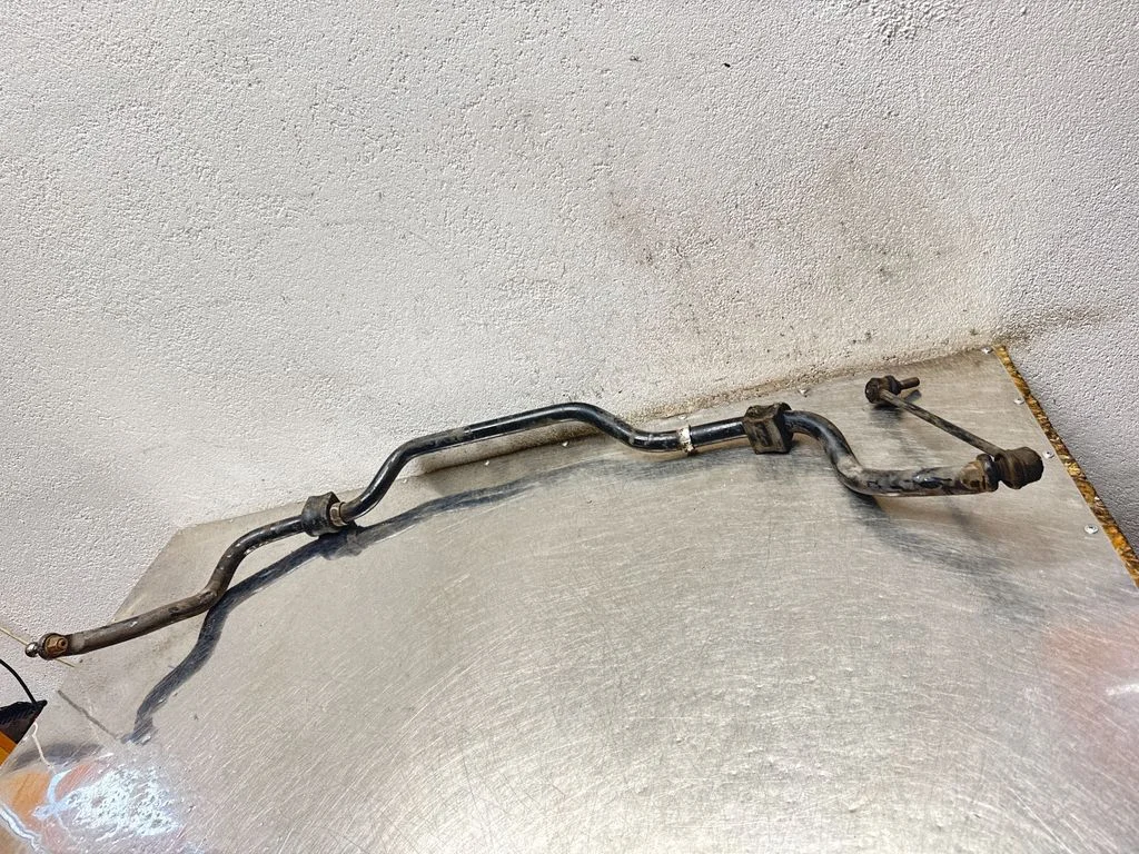 Front anti-roll bar/sway bar