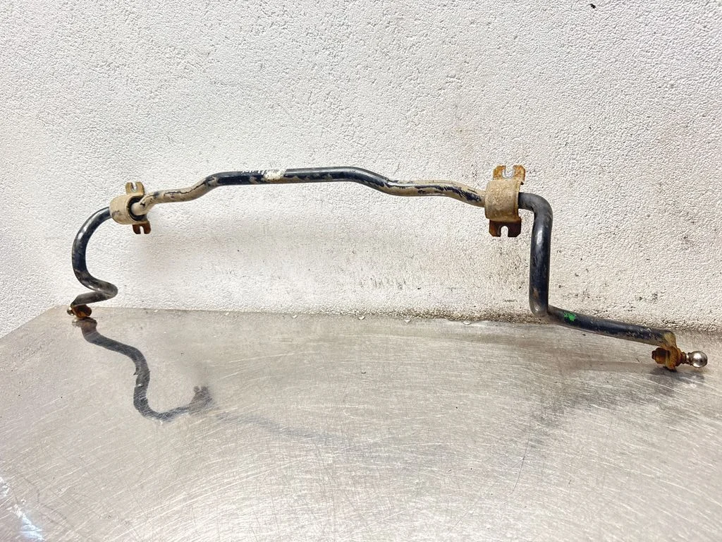 Front anti-roll bar/sway bar