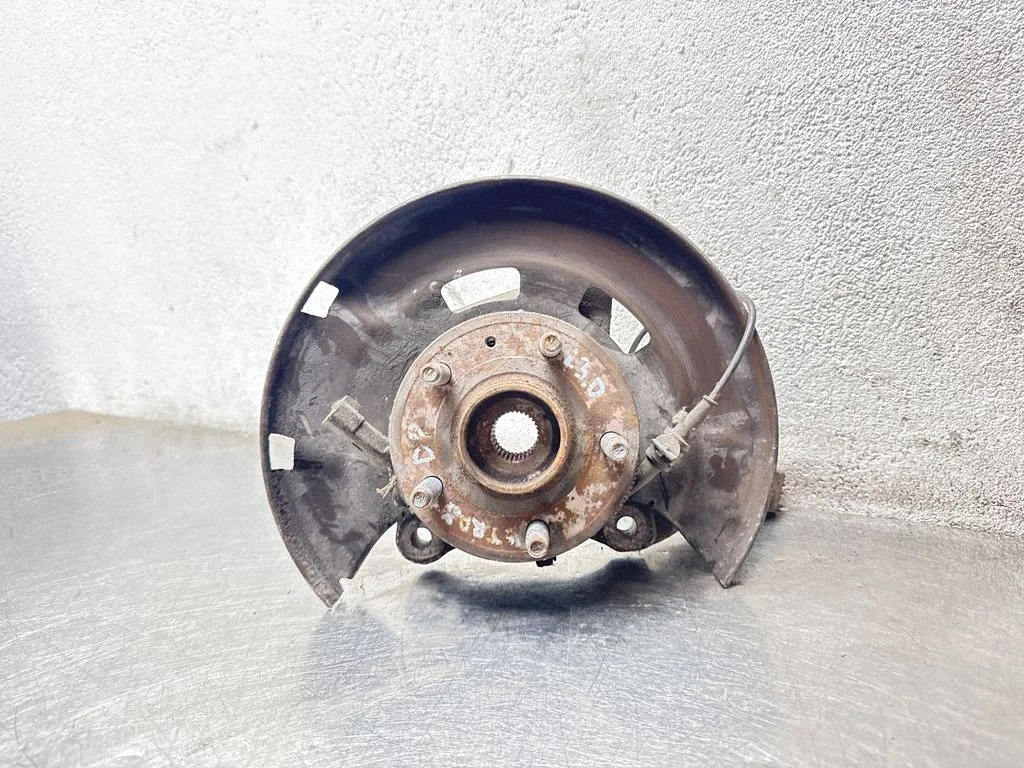 Front wheel hub 13324456