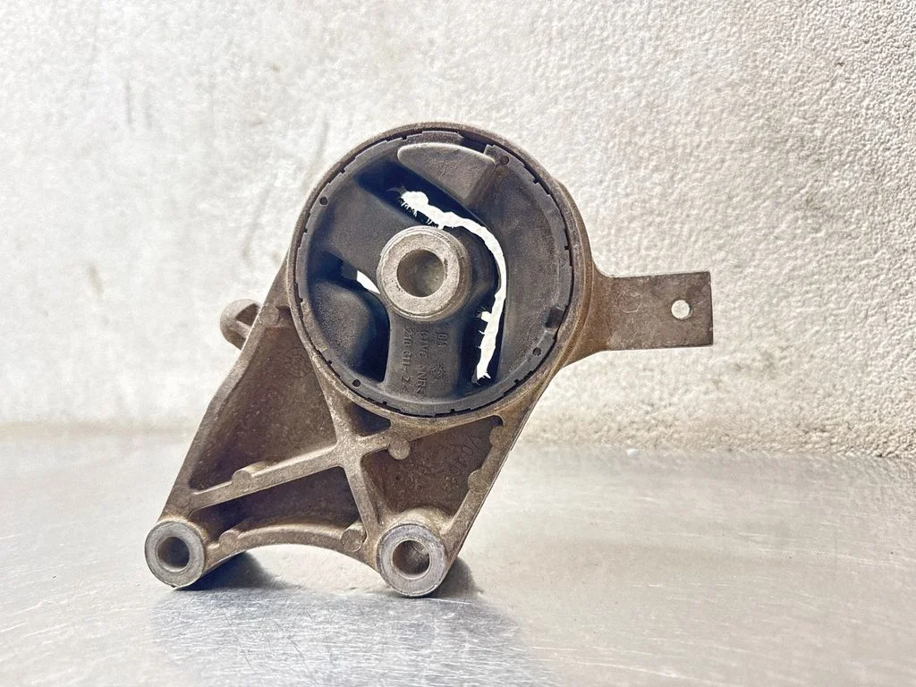 Dzinēja spilvens V04633