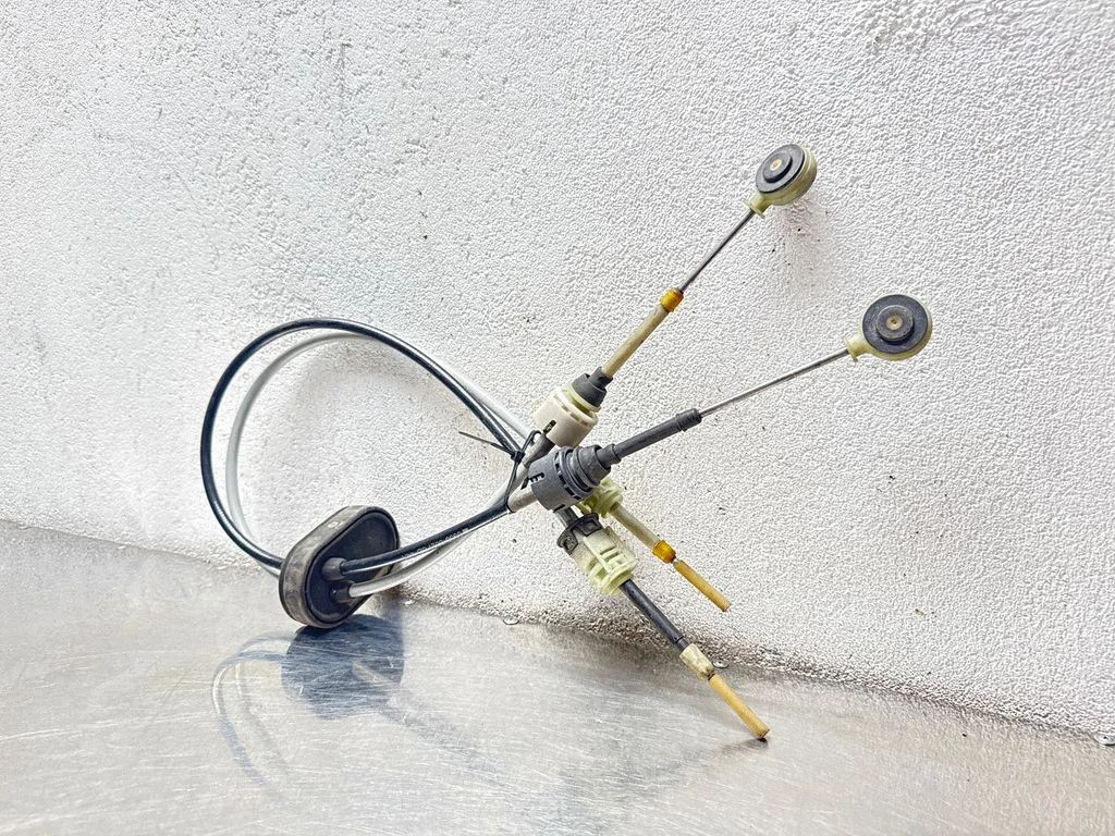 Gear shift cable linkage 55560021