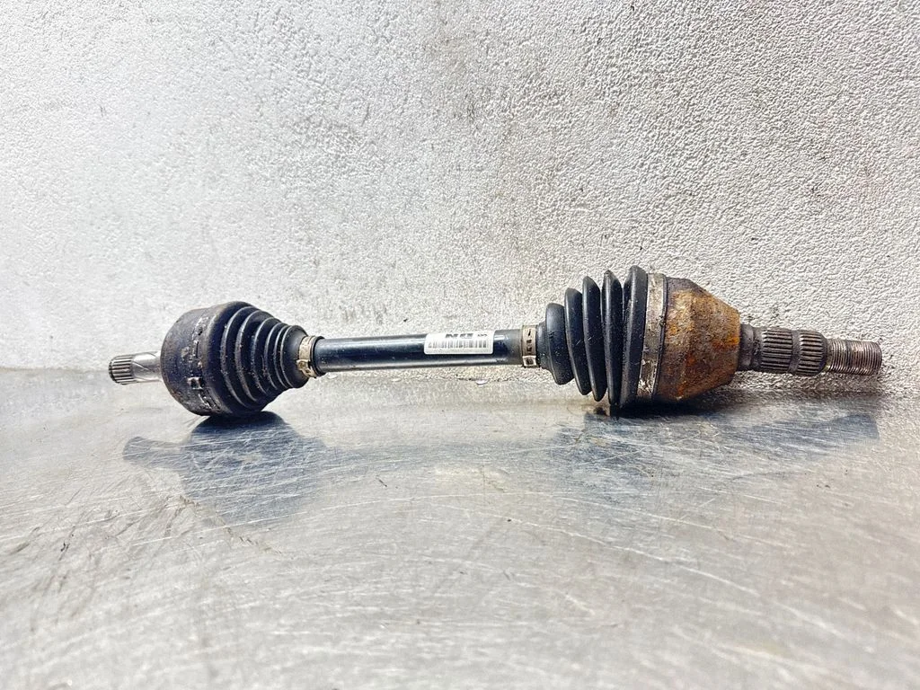 Front driveshaft 13250834