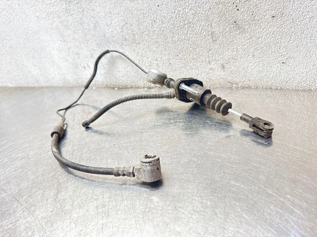 Clutch master cylinder 90523769