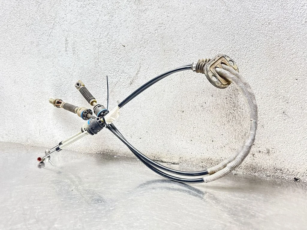 Gear shift cable linkage 31256802 – Volvo C30 (2010-2013)