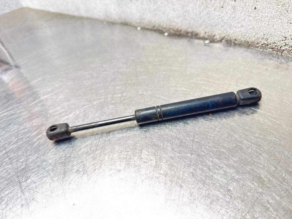 Front bonnet/hood damper/strut 90463721