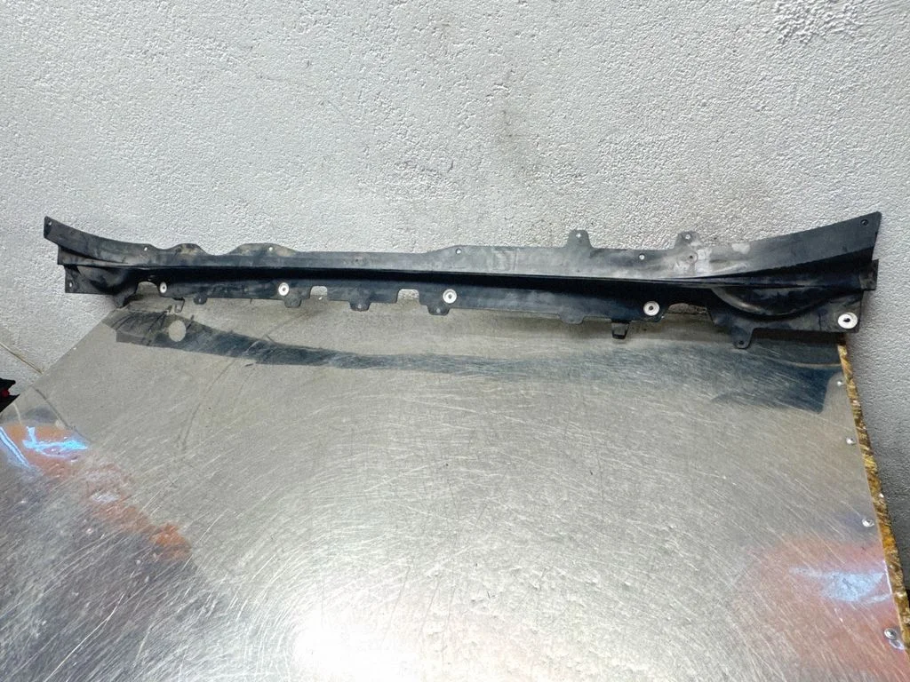 Wiper trim 39095959