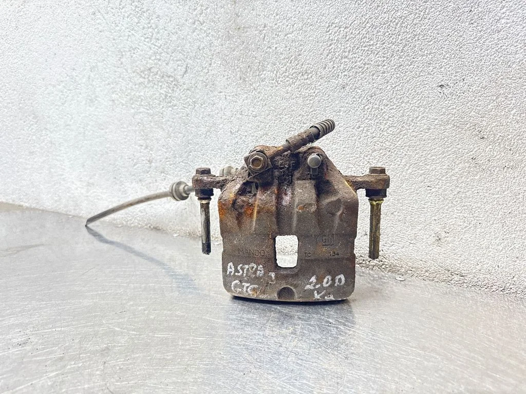 Rear brake caliper – rear left