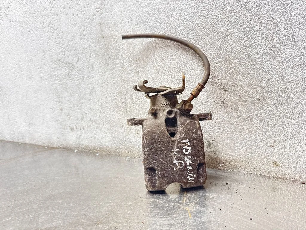 Rear brake caliper – rear left