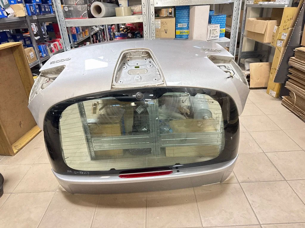 Tailgate/trunk/boot lid