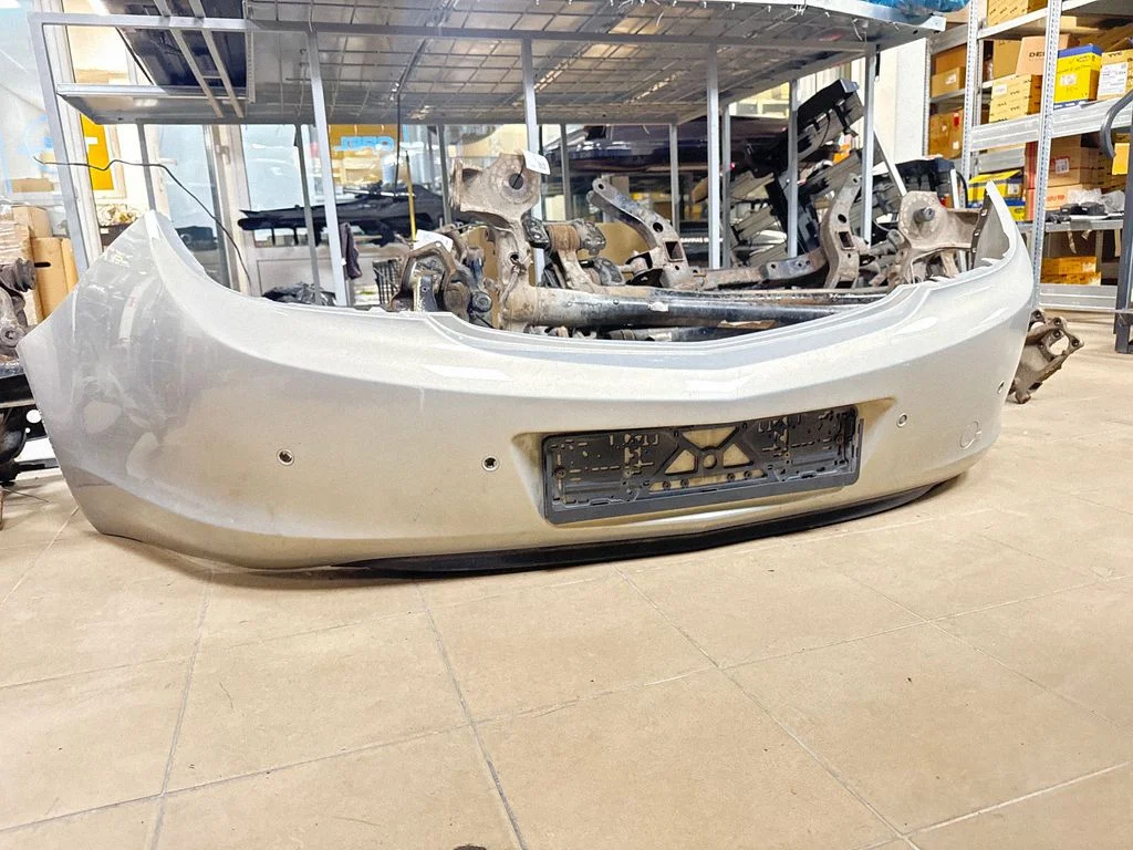 Tagumine kaitseraud – Opel Insignia A (2008-2017)