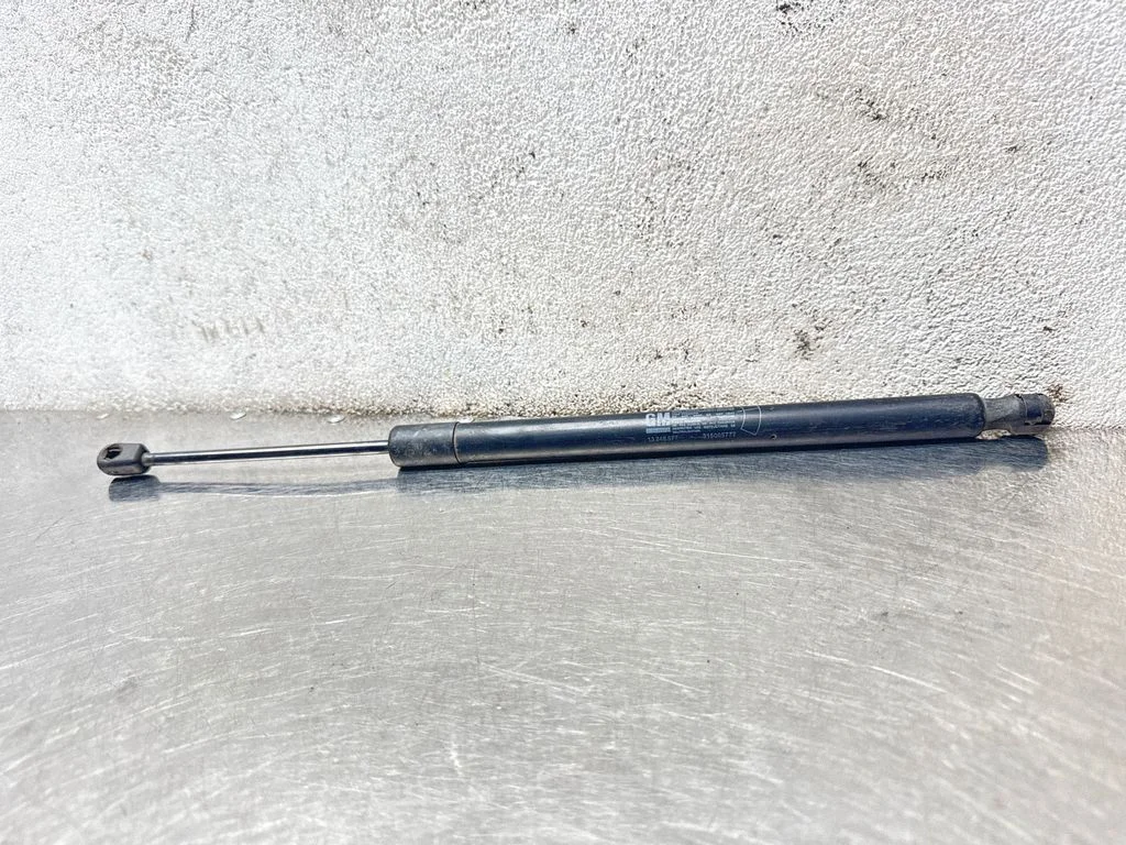 Tailgate/trunk strut/damper – Opel Insignia A (2008-2017)