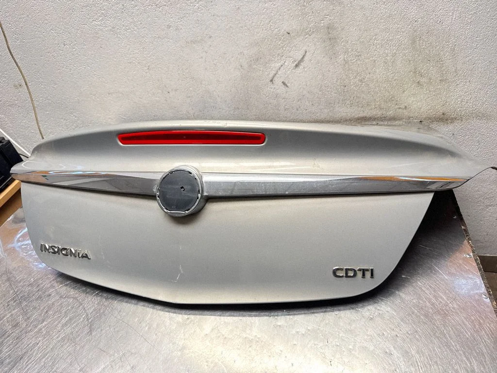 Tagaluuk (pakiruumi) 298A1