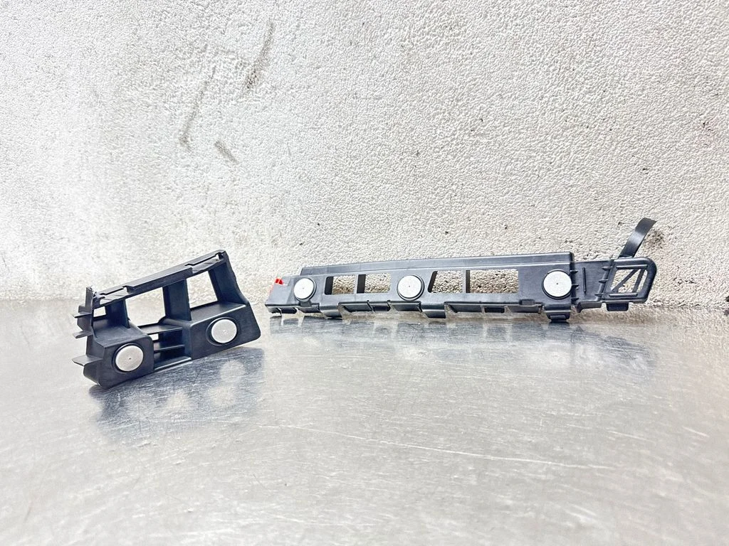 Tagumise kaitseraua kinnitusklamber – Opel Meriva B (2010-2016)
