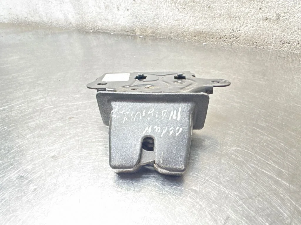 Tagaluugi lukk 13501988