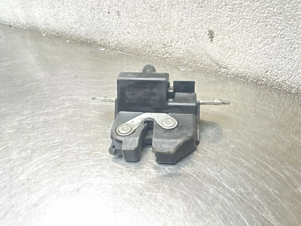Tailgate/trunk/boot lock/catch/latch 13317445