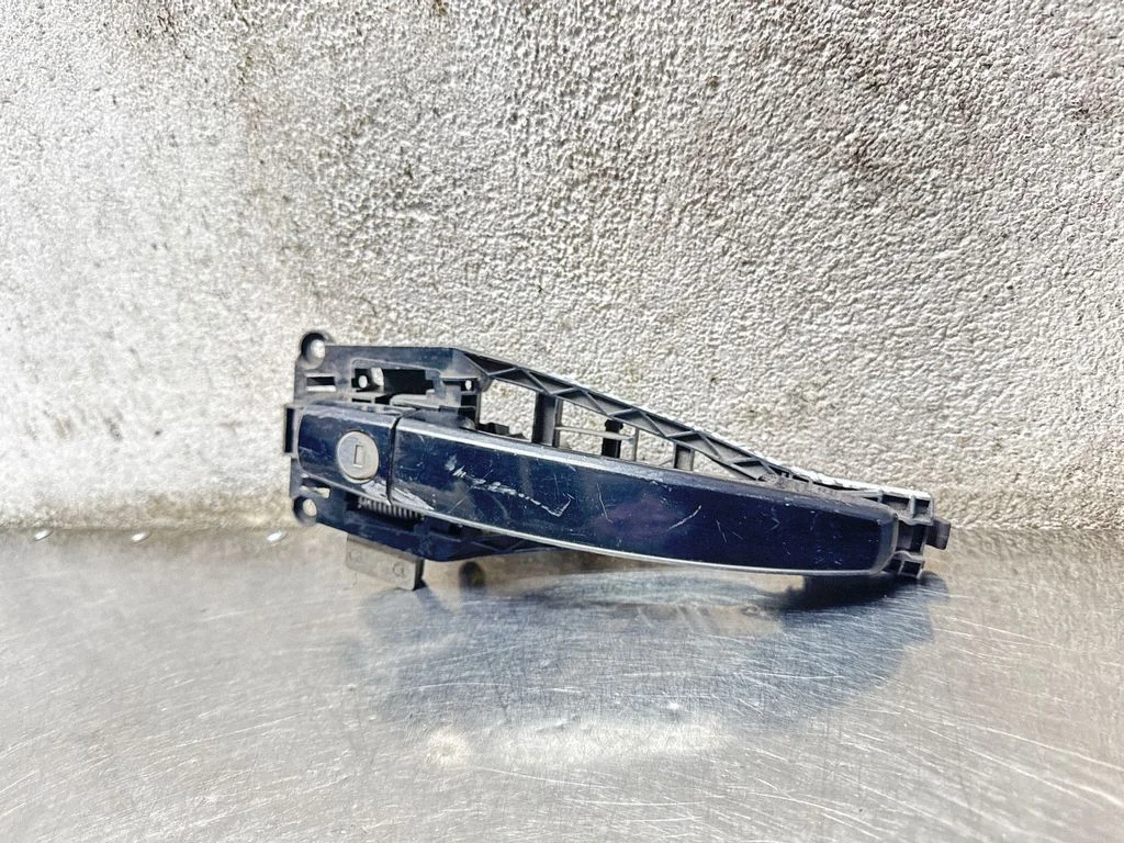Front door exterior handle 24463523