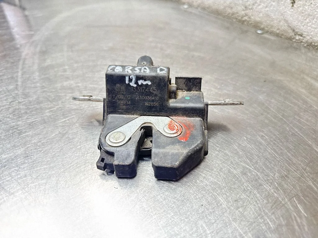Tailgate/trunk/boot lock/catch/latch 13317445