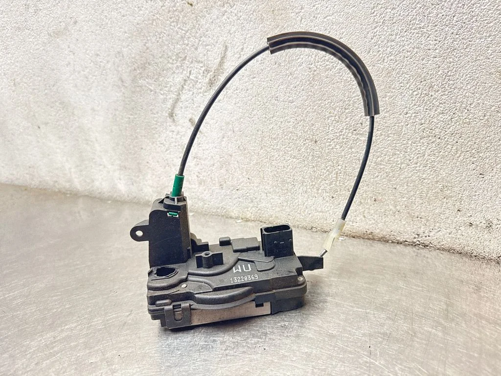 Front door lock 13220369