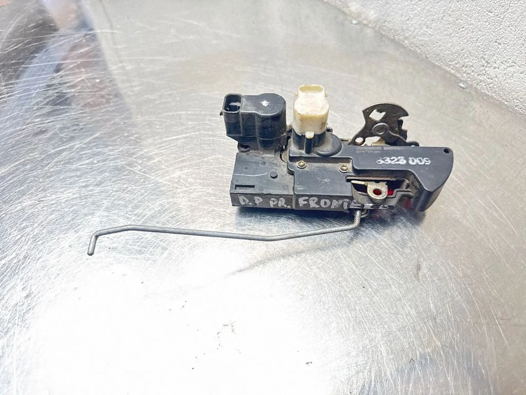Front door lock – Opel Frontera B (1998-2004)