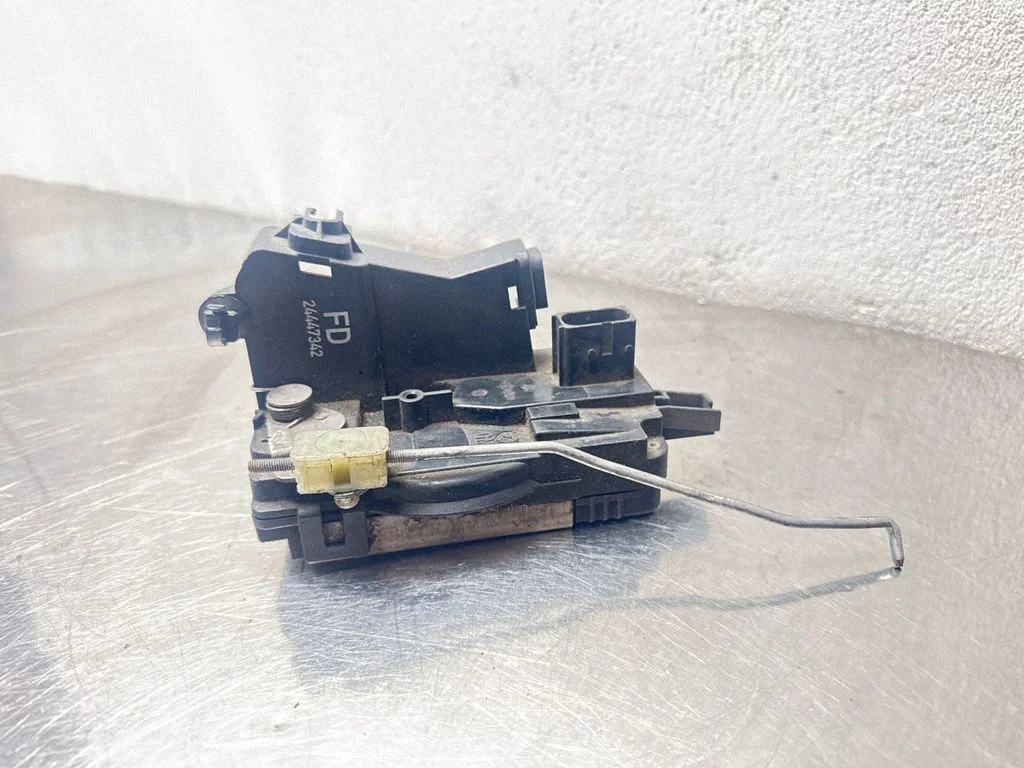 Front door lock 24447342