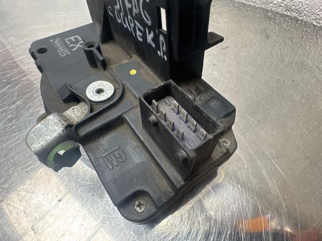 Front door lock – Opel Astra G (1998-2009)