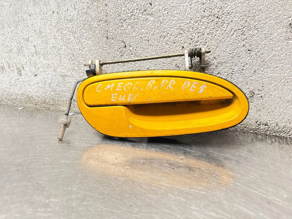Front door exterior handle – front right