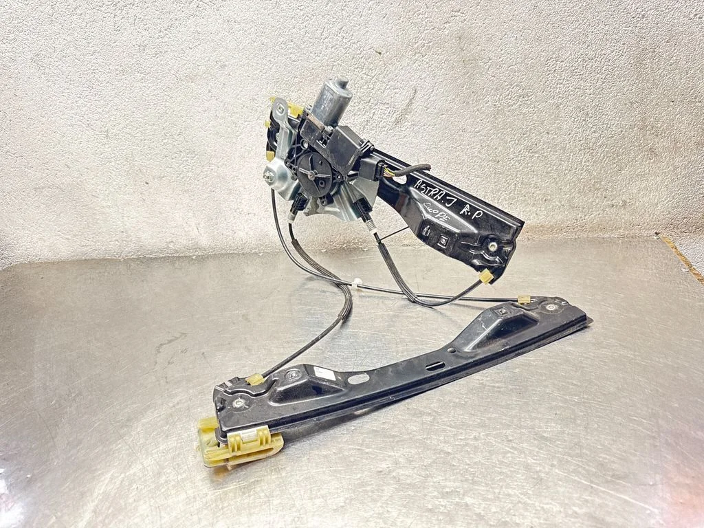Priekinio el. lango pakėlimo mechanizmo komplektas