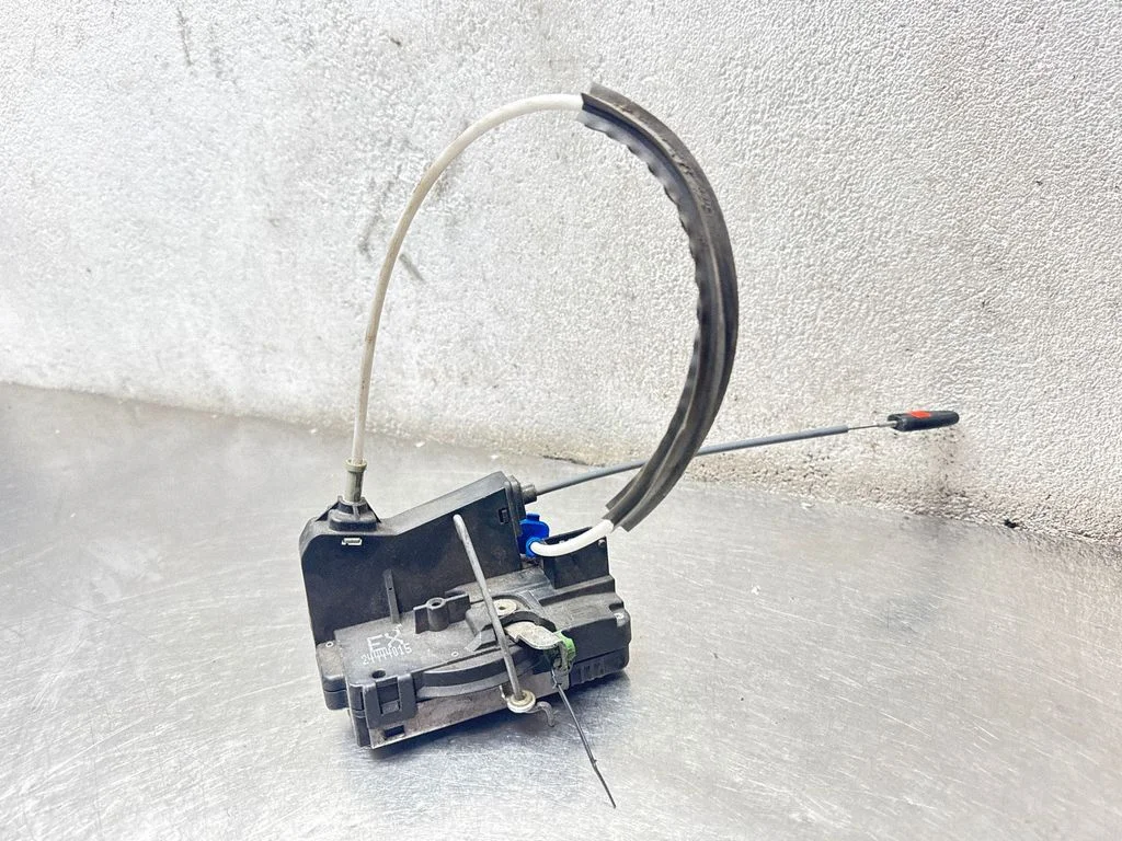 Front door lock 24444015