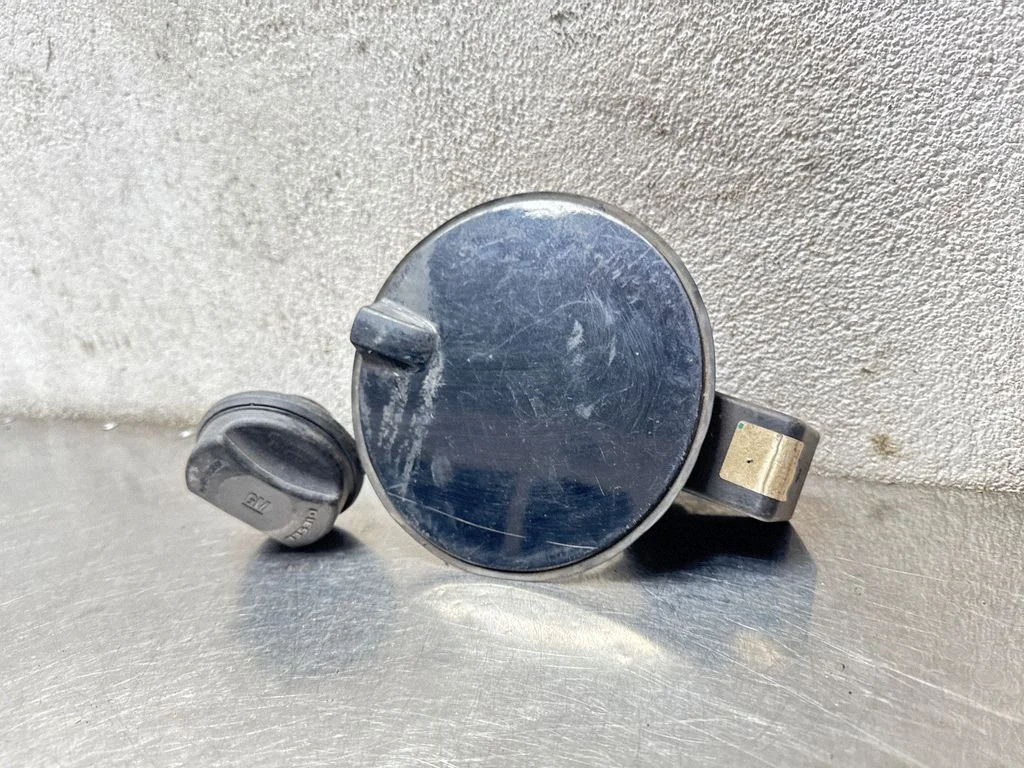 Fuel tank cap 13111597