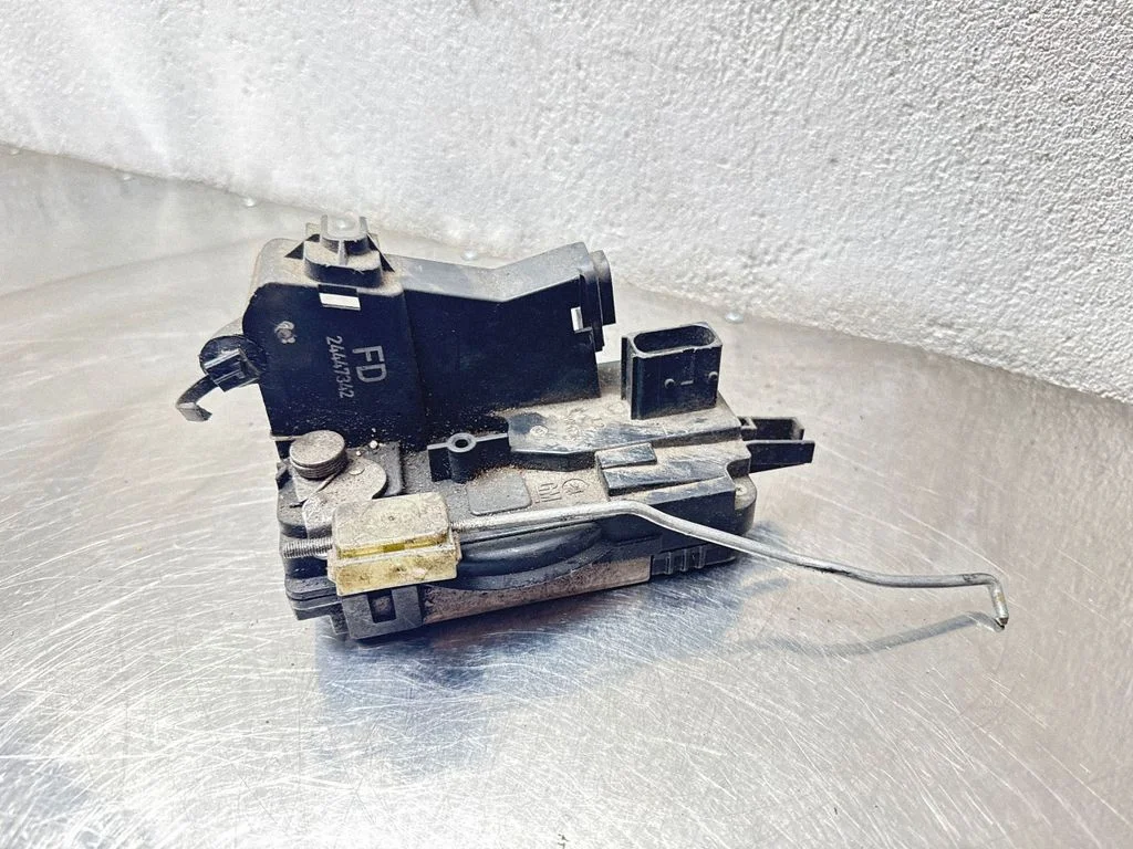 Front door lock 24447342