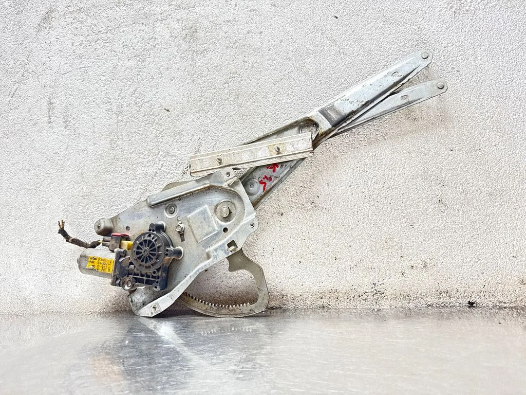 Esiukse elektriline aknatõstuk mootoriga 5184817 – Saab 9-5 (1998-2005)