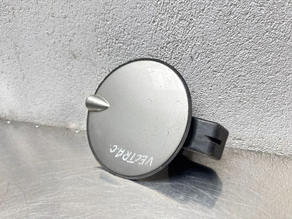 Degalų bako dangtelis
