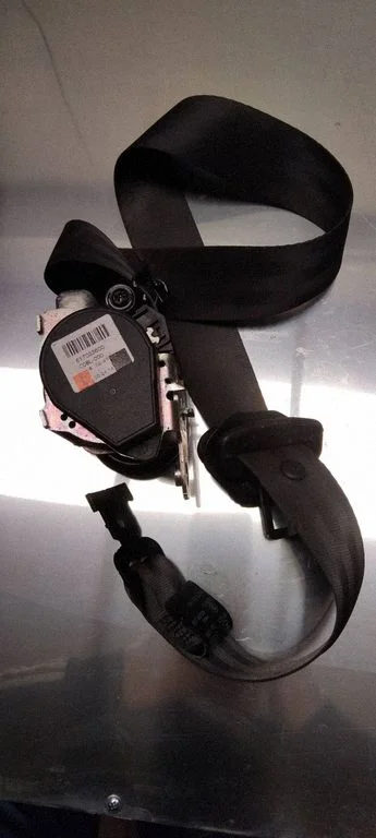 Front seatbelt – Opel Astra J (2010-2015)