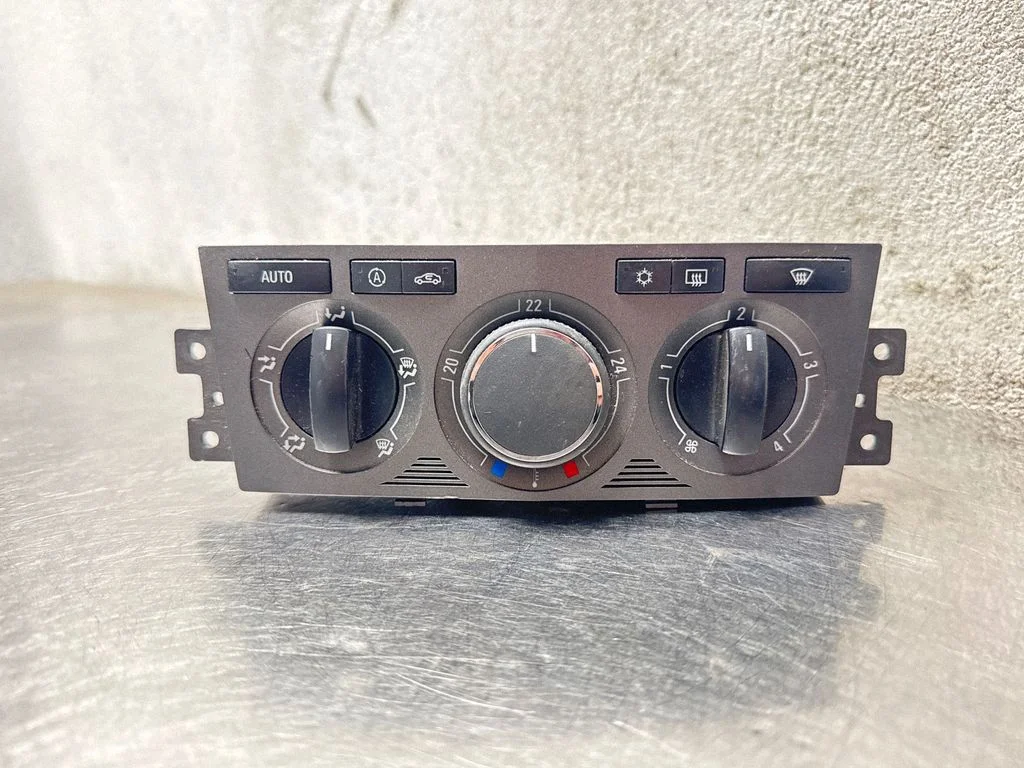 Climate control unit – Opel Antara (2006-2016)