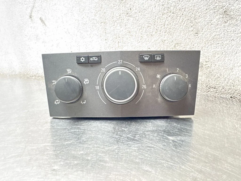 Climate control unit 13231049