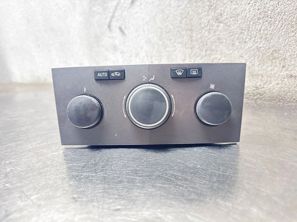 Climate control unit 13122963