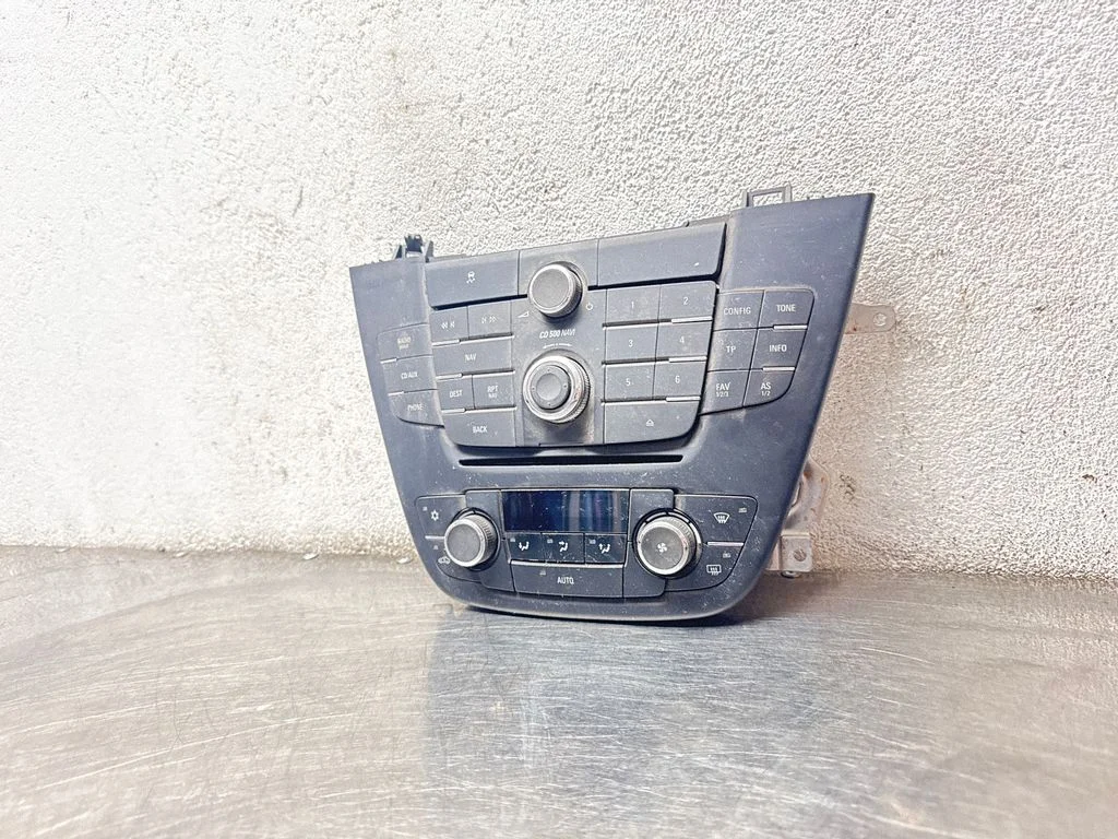Kliimaseadme/kütte juhtplokk (salongis) – Opel Insignia A (2008-2017)