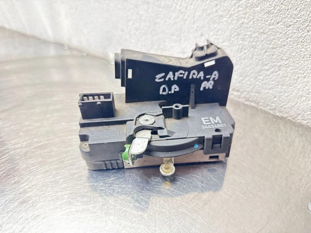Front door lock 24434881