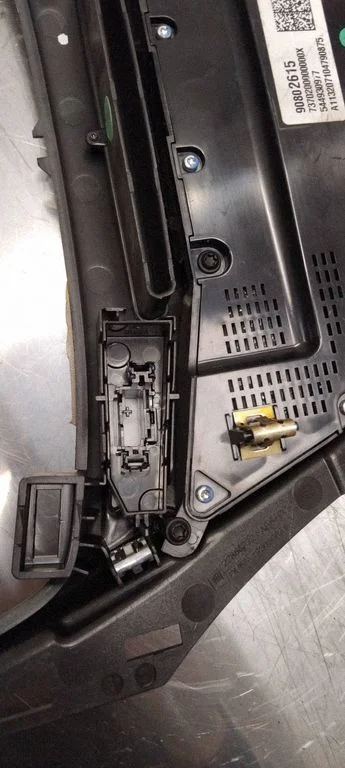 Climate control unit – Opel Insignia A (2008-2017)