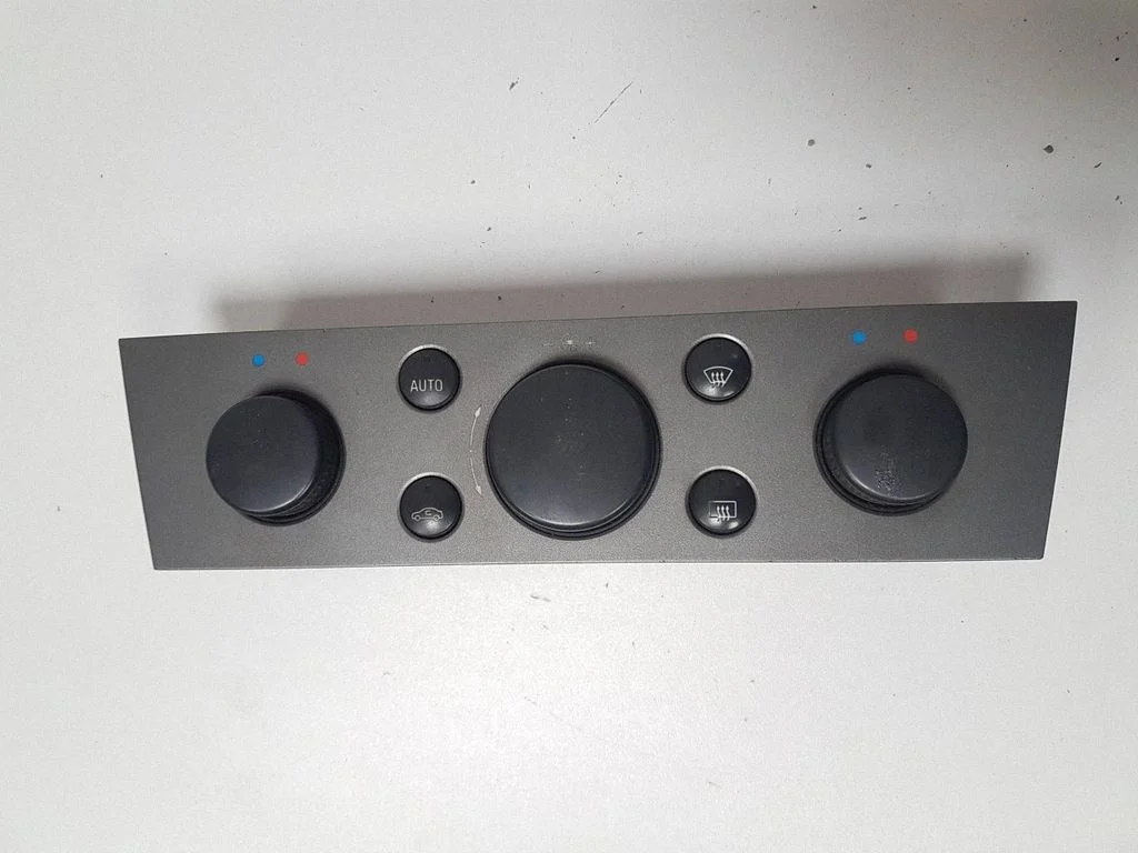 Climate control unit – Opel Vectra B (1996-2002)