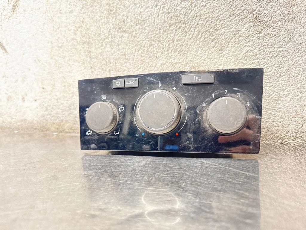 Climate control unit 13269405
