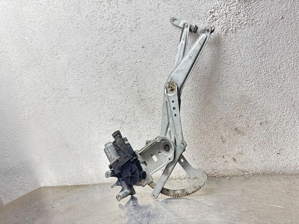 Priekinio el. lango pakėlimo mechanizmo komplektas