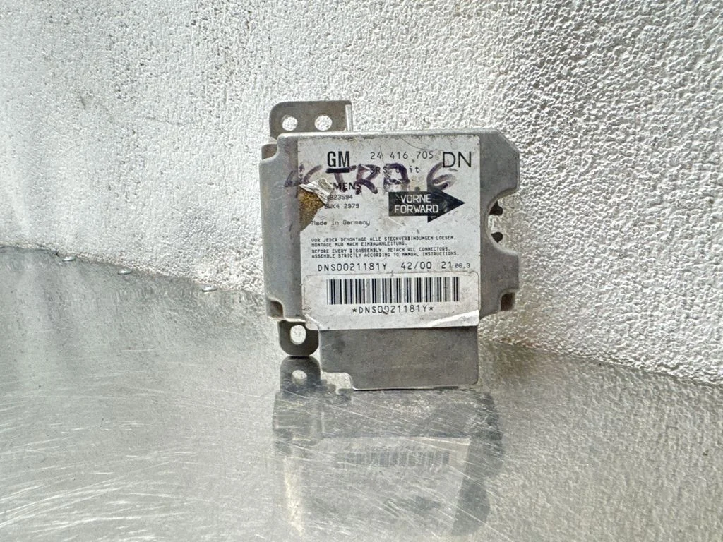 Drošības spilvenu vadības bloks 24416705